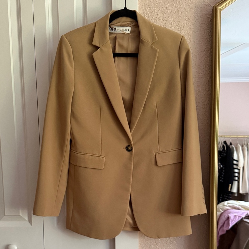 Zara Women's Camel Blazer